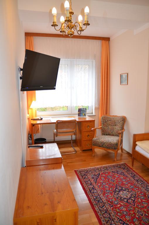 Hotel Waldersee Hanovra Exterior foto