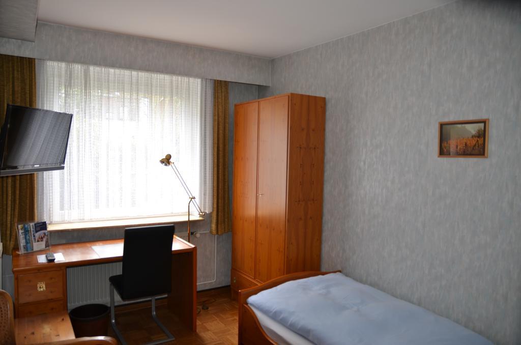 Hotel Waldersee Hanovra Exterior foto